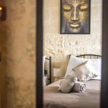 شقة Chic, Stylish & Spacious Flat In فاليتا