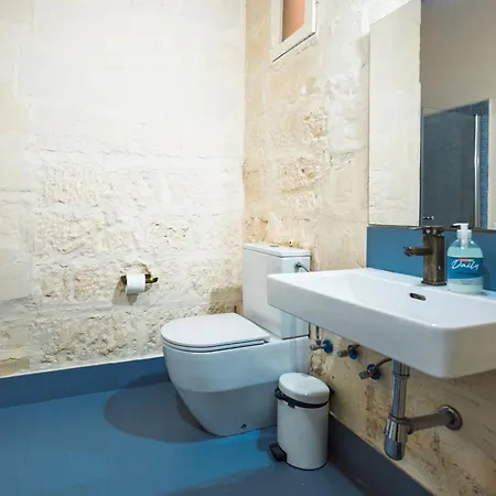 Apartment Chic, Stylish & Spacious Flat In