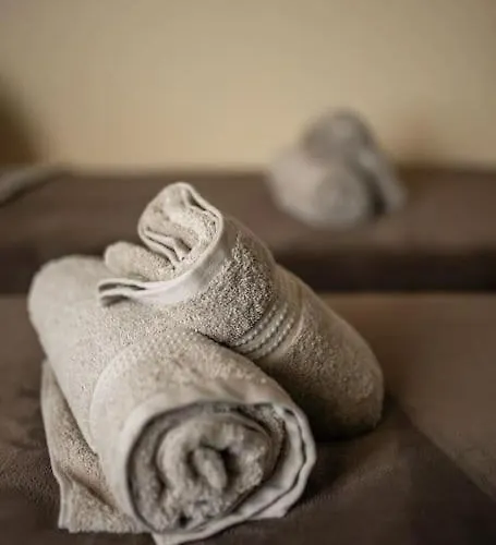 Chic, Stylish & Spacious Flat In Apartamento