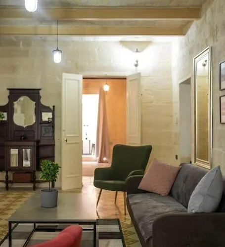 Chic, Stylish & Spacious Flat In Apartamento *