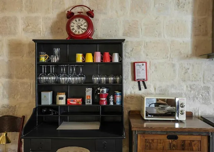 Chic, Stylish & Spacious Flat In Apartamento