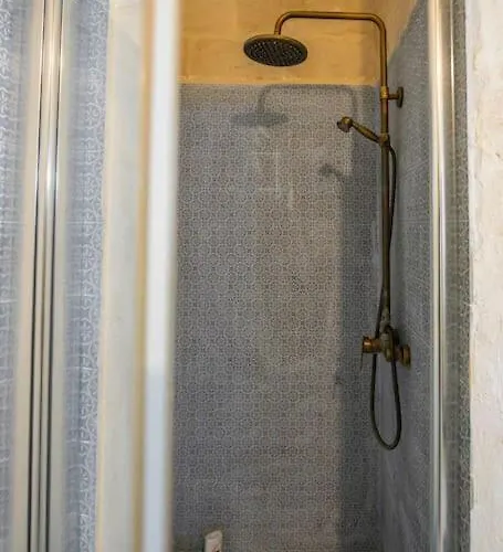 Apartamento Chic, Stylish & Spacious Flat In