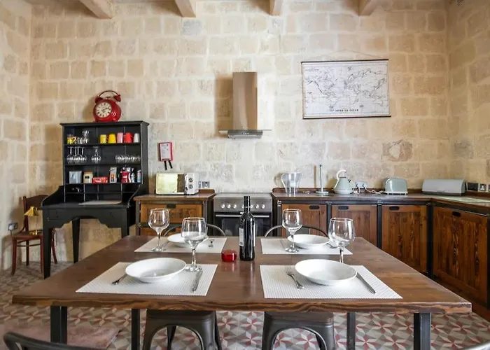 Apartamento Chic, Stylish & Spacious Flat In